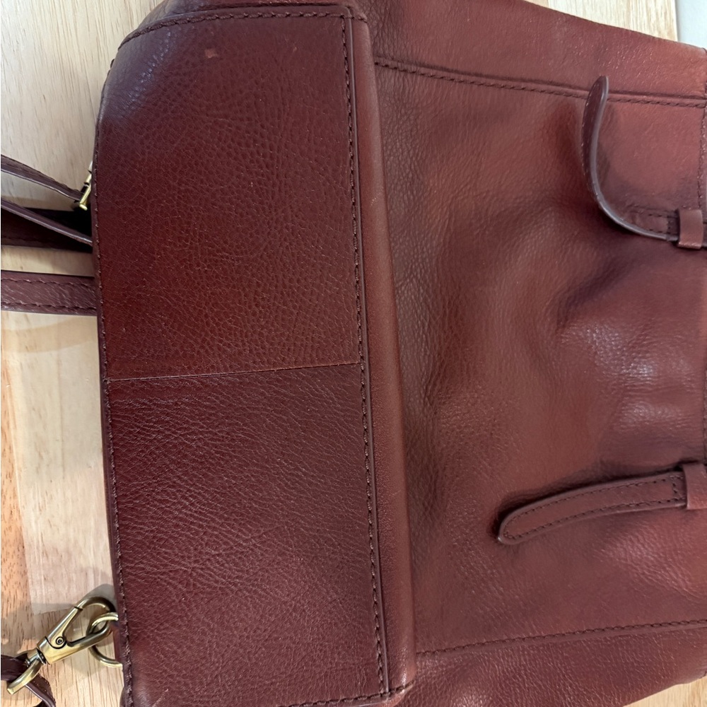 Fossil Camilla Small Leather Convertible Backpack - Picture 3 of 5